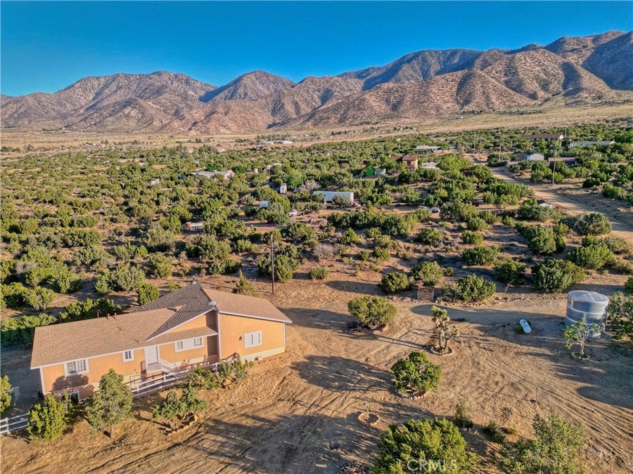 Property photo for 29422 125th E, Pearblossom, CA