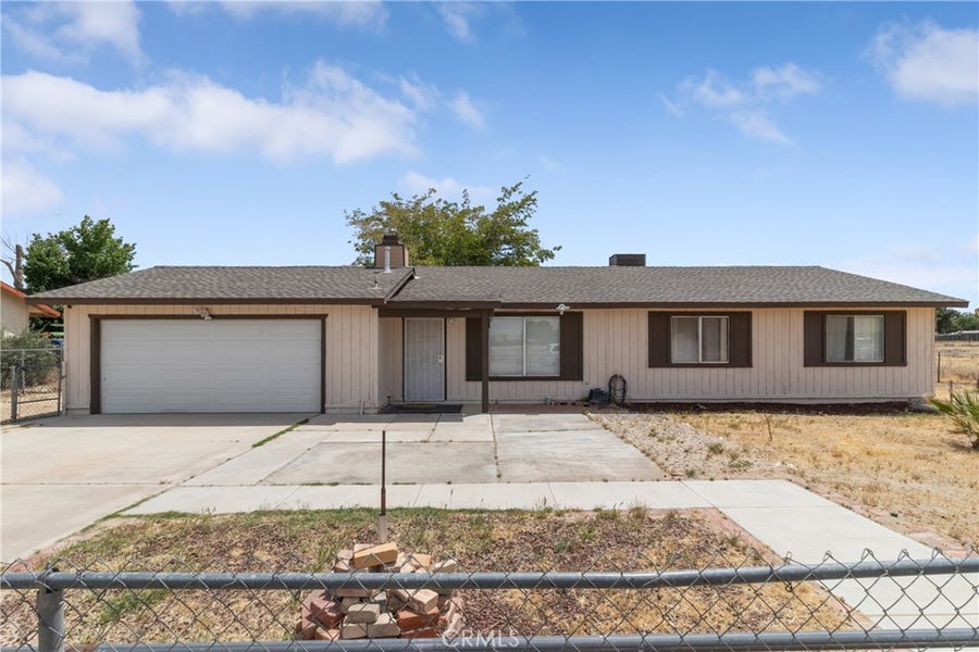 Property photo for 41104 171st E, Lancaster, CA