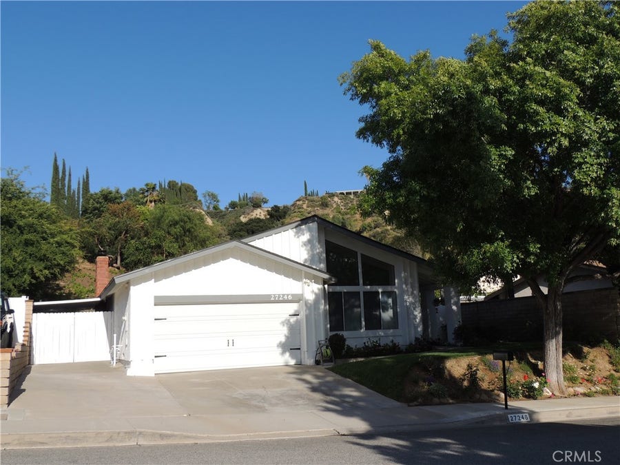 Property photo for 27246 Via Marcia, Saugus, CA