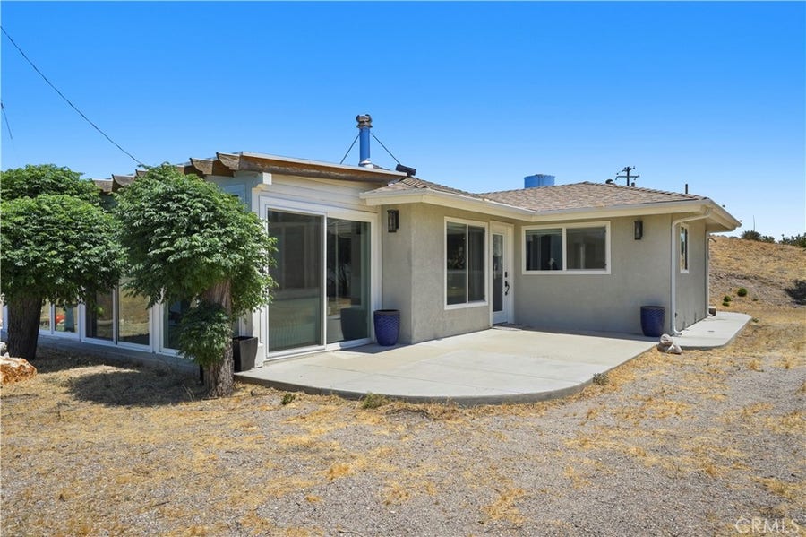 Property photo for 30668 Tick Canyon Rd, Canyon Country, CA