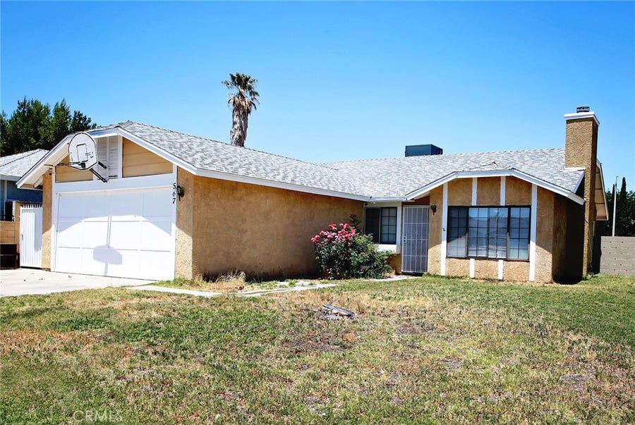 Property photo for 567 E Avenue J9, Lancaster, CA