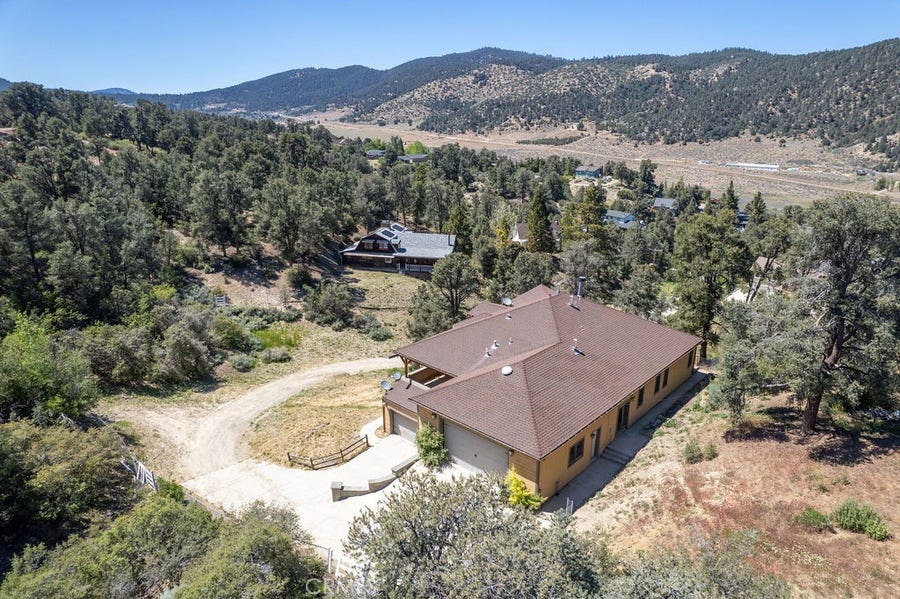 Property photo for 1216 Leisure, Frazier Park, CA