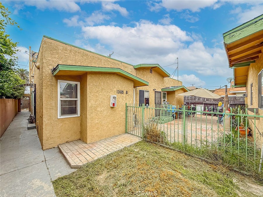 Property photo for 1403 Lemon Avenue, Long Beach, CA