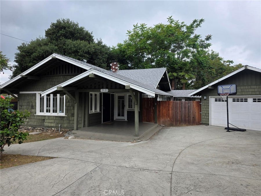 Property photo for 2121 Garfield, Altadena, CA