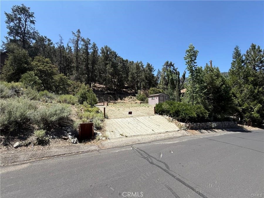 Property photo for 2221 Symonds, Pine Mountain Club, CA
