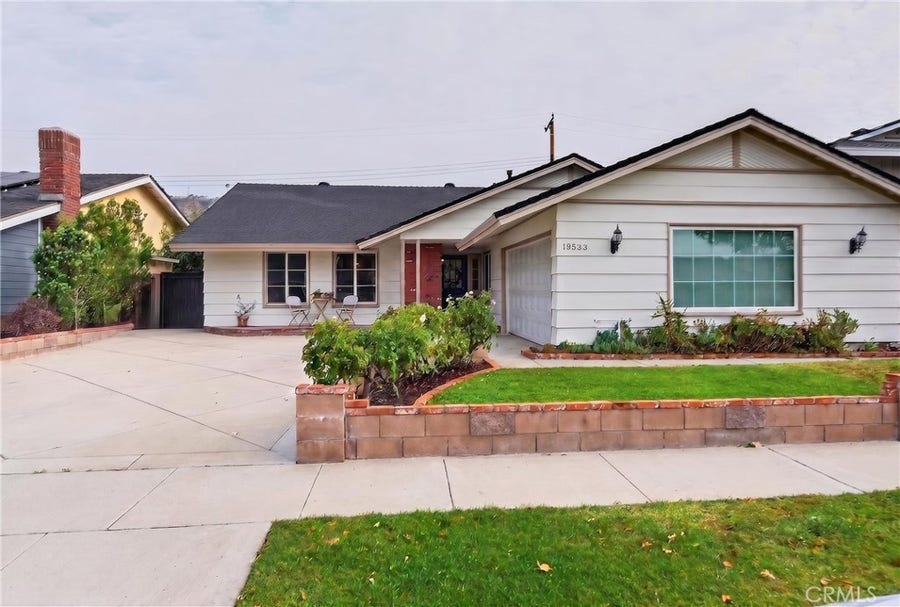 Property photo for 19533 Babington, Canyon Country, CA