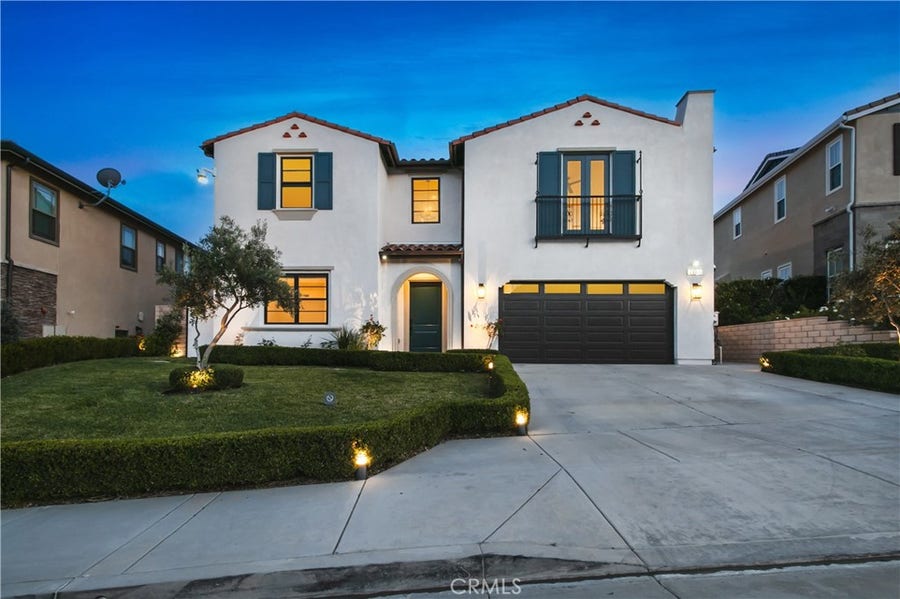 Property photo for 21120 W Citylights Drive, Chatsworth, CA