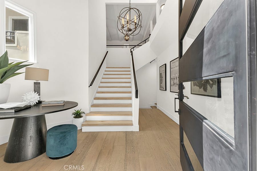 Property photo for 4148 Sunswept Drive, Studio City, CA