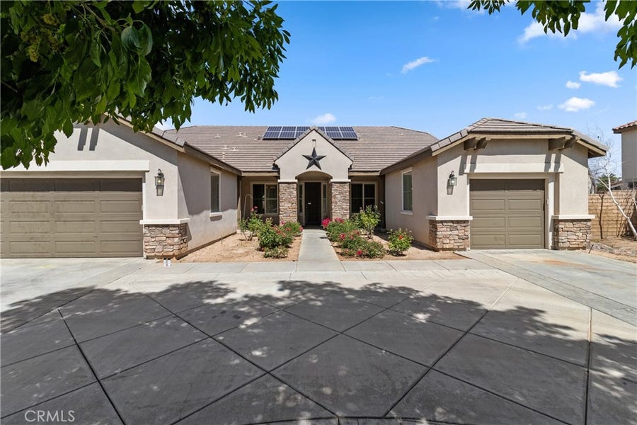 Property photo for 41530 Yew, Lancaster, CA