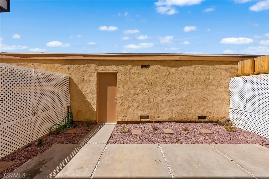 43629 Stanridge Avenue, Lancaster, CA 93535
