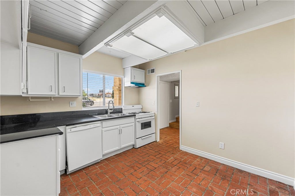 43629 Stanridge Avenue, Lancaster, CA 93535