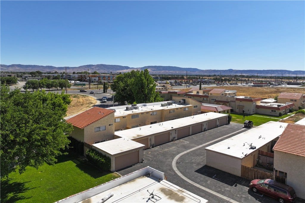 43629 Stanridge Avenue, Lancaster, CA 93535