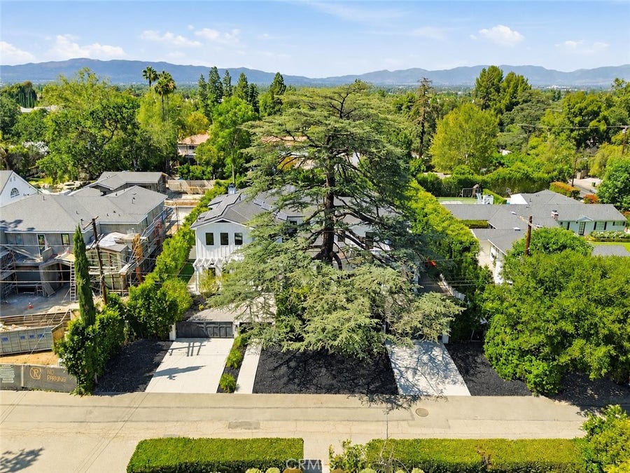 Property photo for 17319 Magnolia Boulevard, Encino, CA