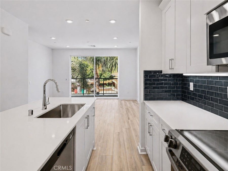 Property photo for 9425 N Sepulveda Boulevard, #4, North Hills, CA