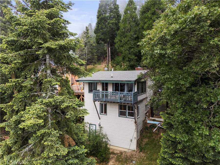 Property photo for 24682 Lake Gregory Drive, Crestline, CA