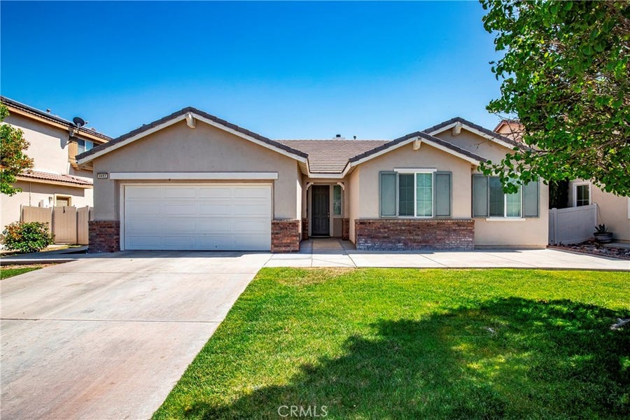 Property photo for 6852 Buchet, Palmdale, CA