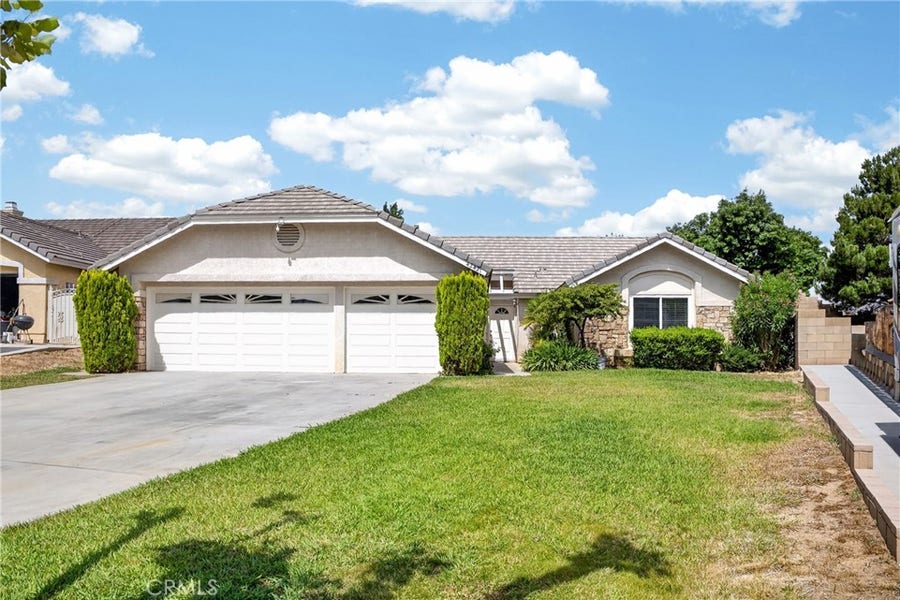Property photo for 42421 Boulder, Lancaster, CA