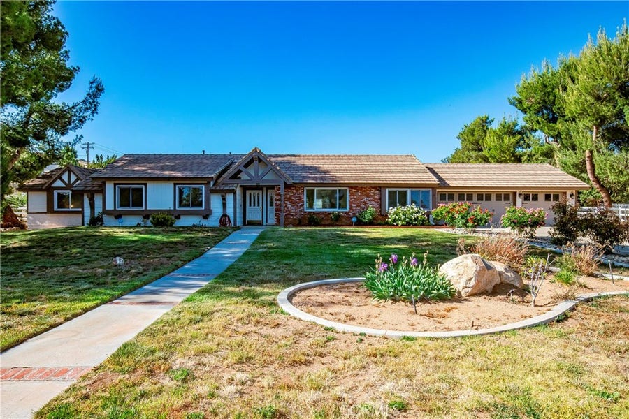 Property photo for 3621 Silver Spur, Acton, CA