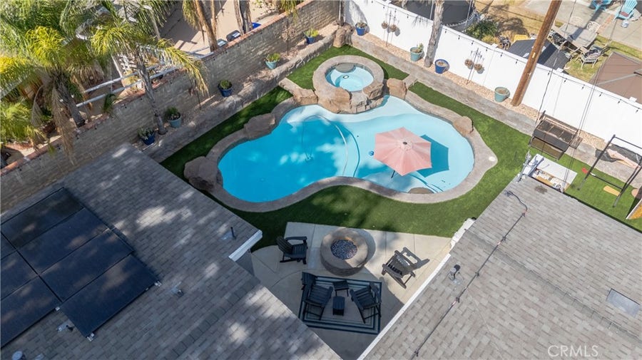 Property photo for 27573 Santa Clarita Road, Saugus, CA