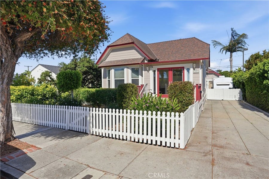 Property photo for 293 Jordan, Ventura, CA