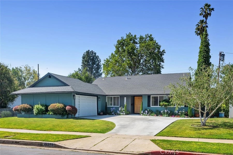 Property photo for 22240 Hart, Canoga Park, CA