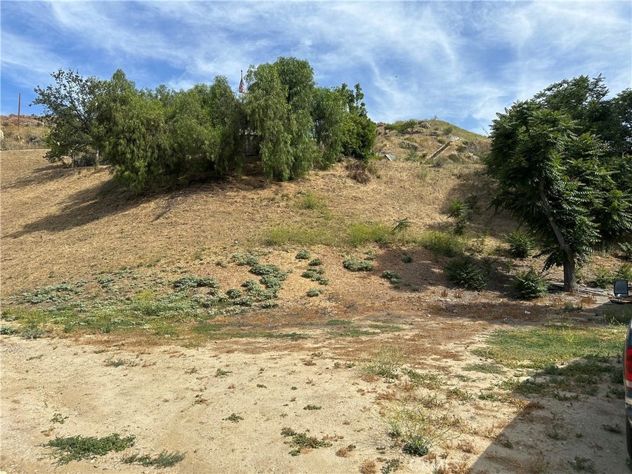 Property photo for 30021 Buchanan, Castaic, CA