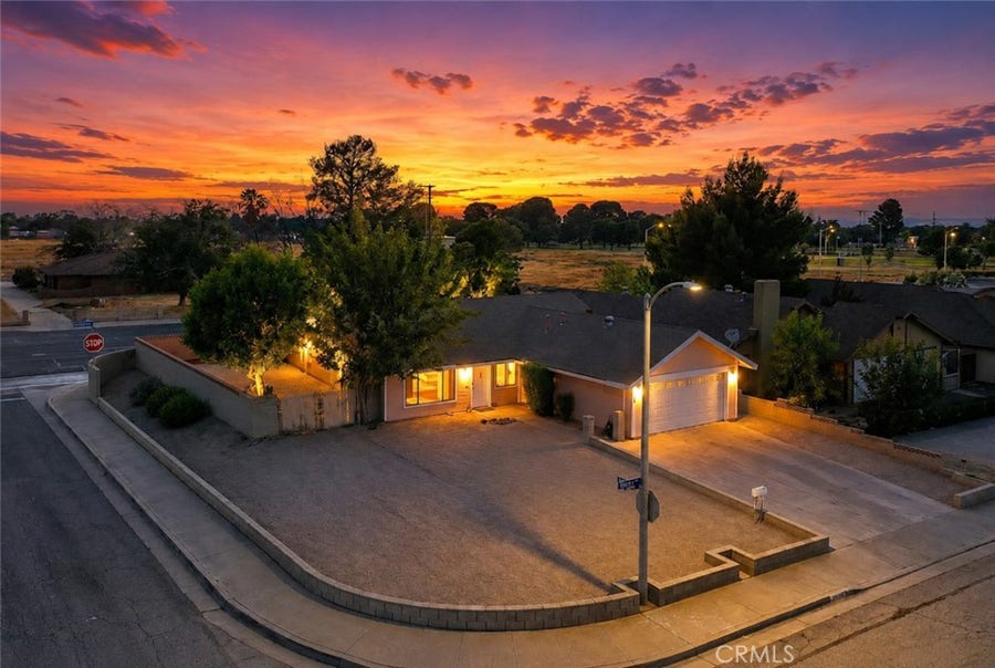 Property photo for 44605 Gillan Avenue, Lancaster, CA