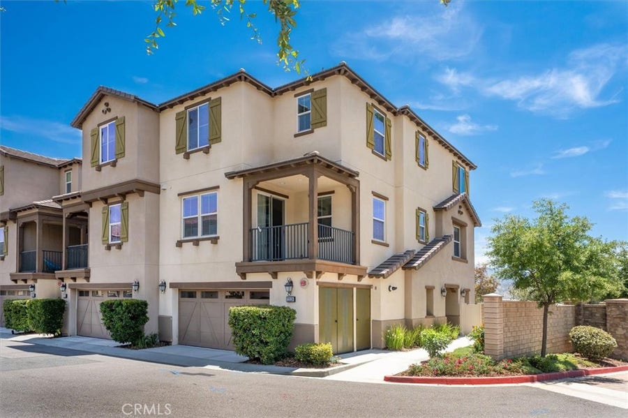 Property photo for 22138 Barrington Way, Saugus, CA