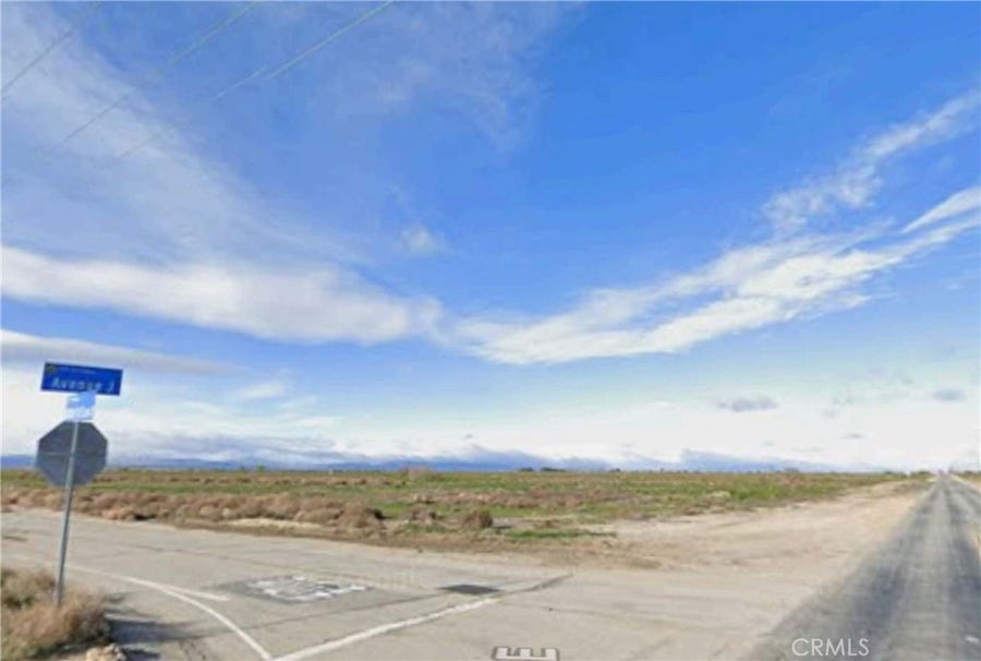 Property photo for 11000 Avenue J, Lancaster, CA