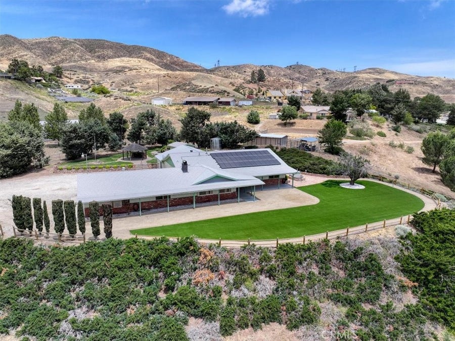 Property photo for 7331 W Avenue O8, Palmdale, CA