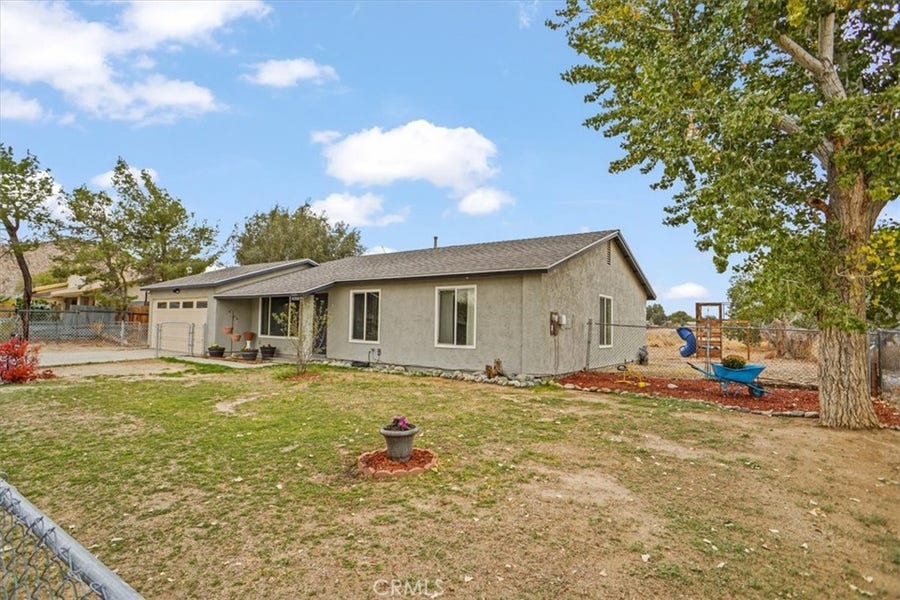 Property photo for 40287 Fieldspring, Palmdale, CA