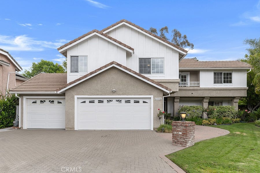 Property photo for 6008 N Pointe Place, Woodland Hills, CA
