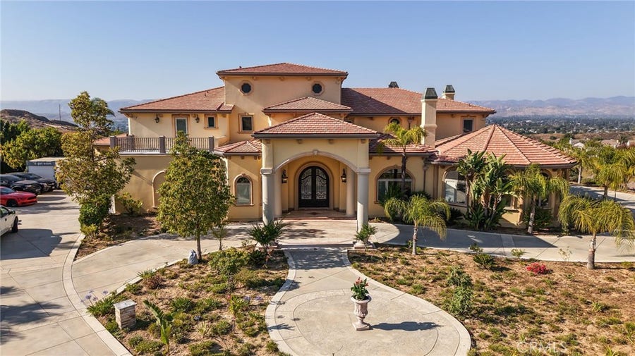 Property photo for 1950 Arielle, Simi Valley, CA