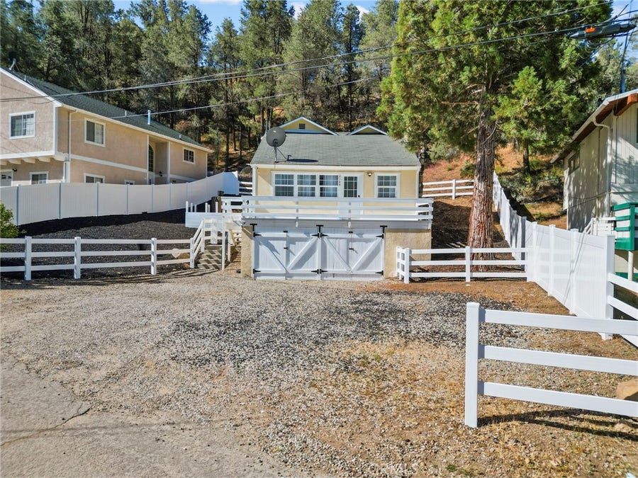 Property photo for 7106 Lakeview, Frazier Park, CA