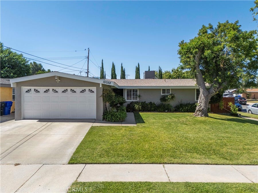 Property photo for 19328 Lonerock, Canyon Country, CA