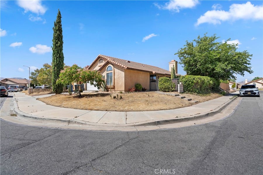 Property photo for 37513 Rosewood, Palmdale, CA
