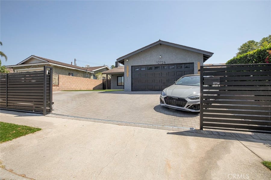 Property photo for 12724 De Foe, Sylmar, CA