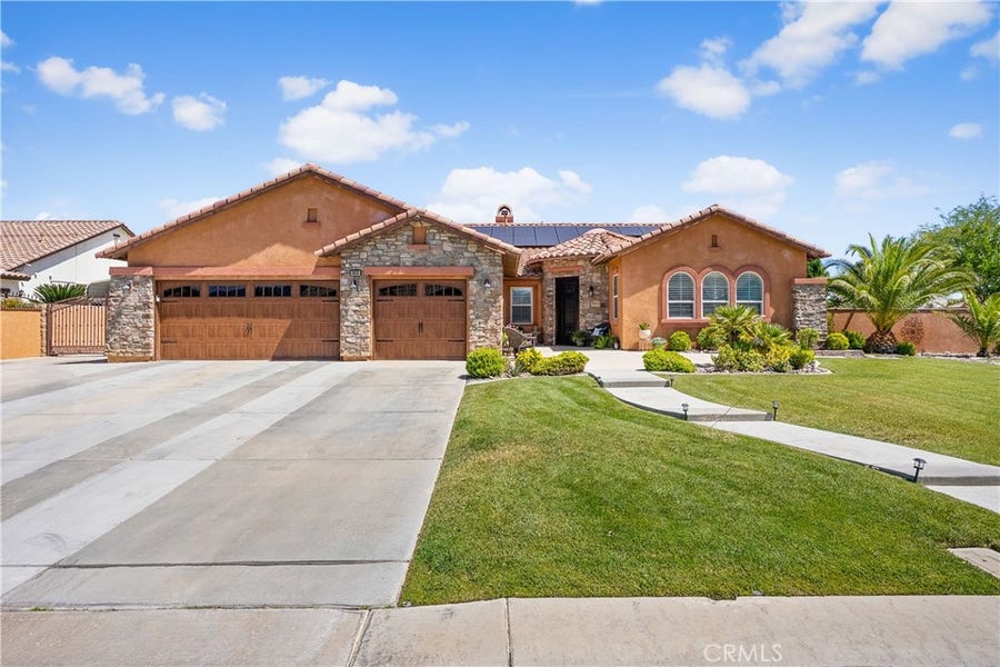 Property photo for 3035 W Avenue M5, Lancaster, CA