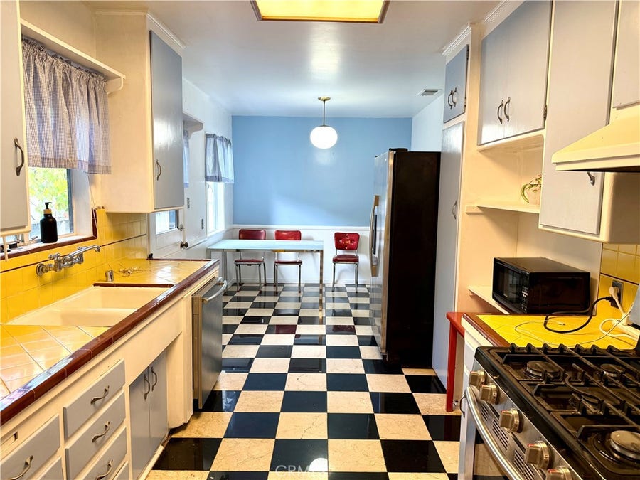 Property photo for 5425 Halbrent Avenue, Sherman Oaks, CA