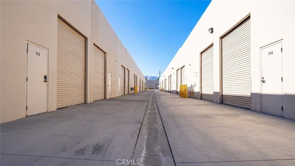 21352 Nordhoff, Chatsworth, CA 91311