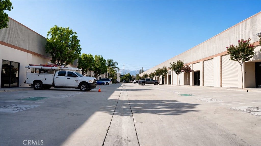 21352 Nordhoff, Chatsworth, CA 91311