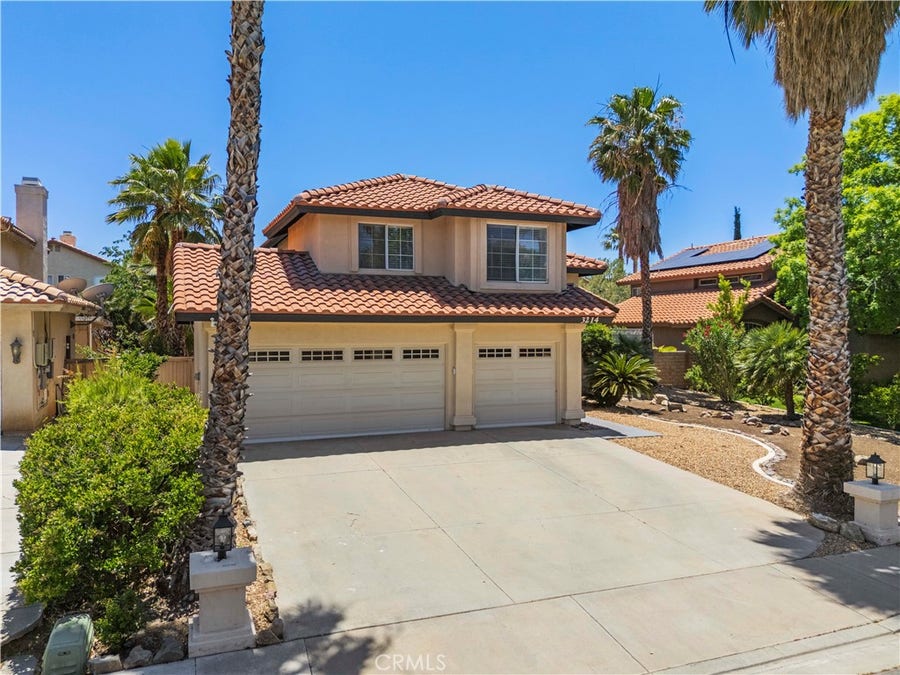 Property photo for 3214 Lennox Court, Palmdale, CA
