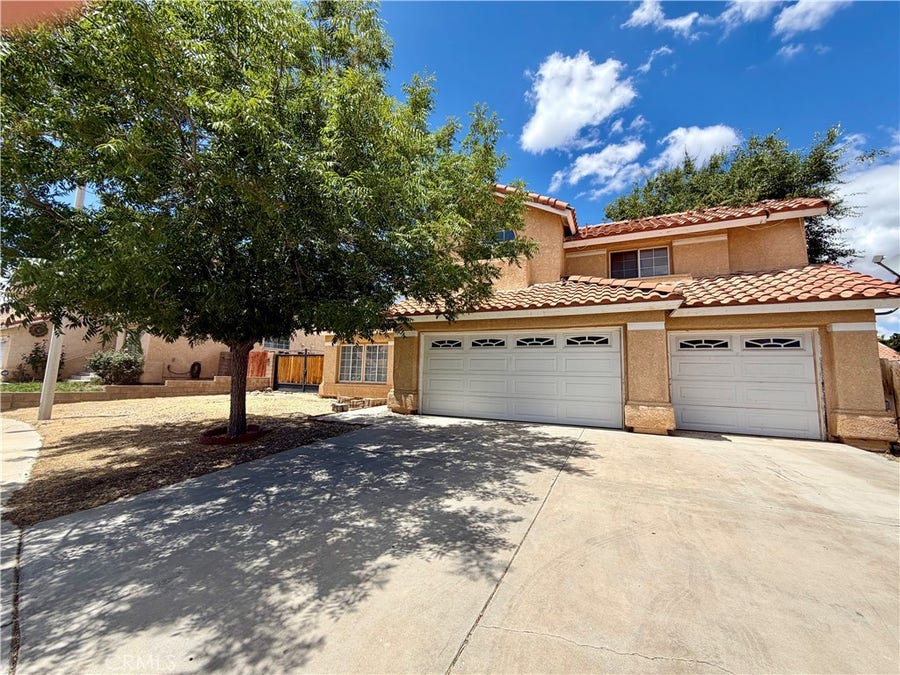 Property photo for 37635 Park Forest Court, Palmdale, CA