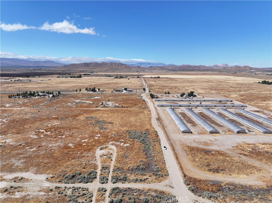Property photo for 0 75th St W & George Ave, Rosamond, CA