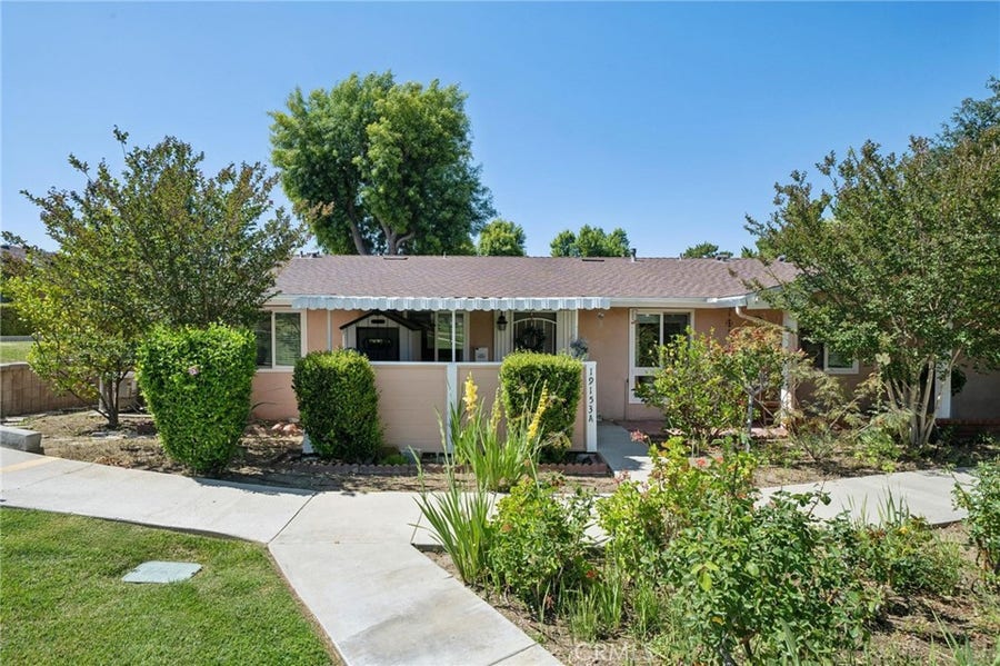 Property photo for 19153 Avenue Of The Oaks, #A, Newhall, CA