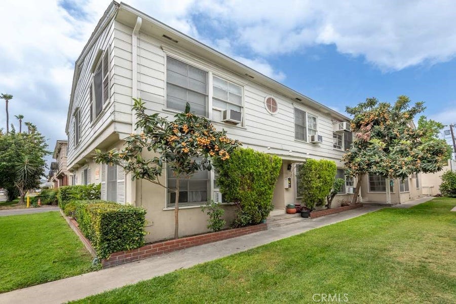 Property photo for 5319 Whitsett Avenue, #3, Valley Village, CA