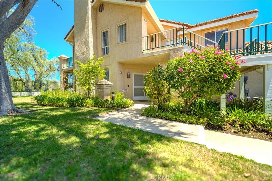 Property photo for 405 Huyler Lane, #D, Simi Valley, CA