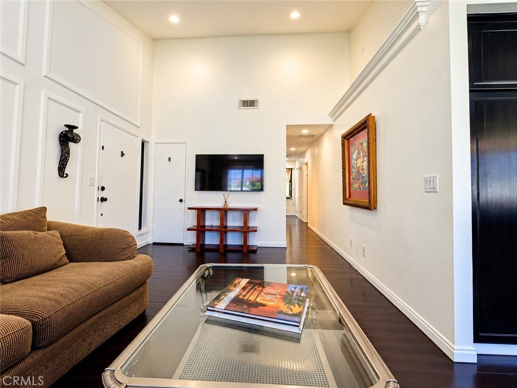 18105 Sundowner Way, #978, Canyon Country, CA 91387