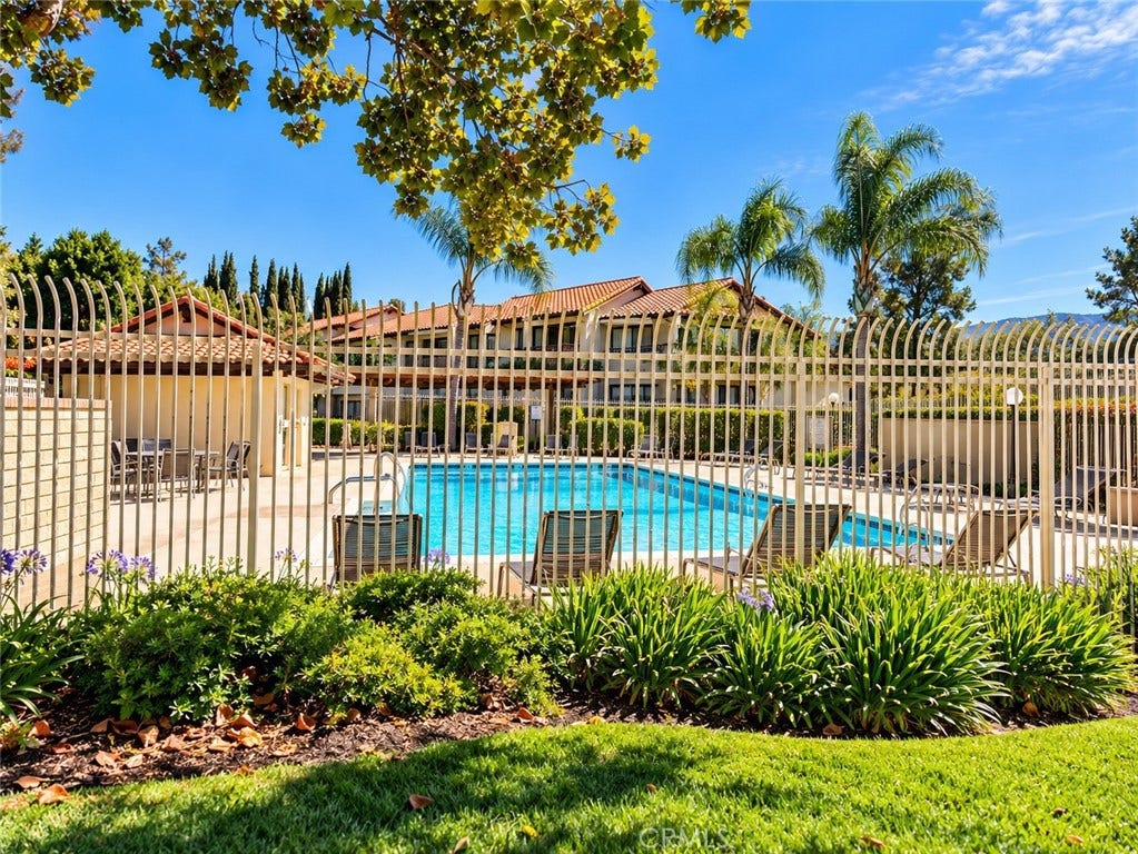 18105 Sundowner Way, #978, Canyon Country, CA 91387