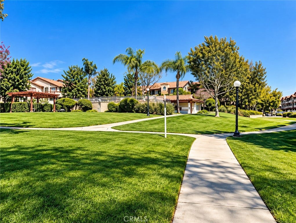 18105 Sundowner Way, #978, Canyon Country, CA 91387